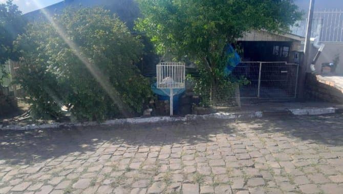 Foto 1 de 3: Casa em leilão em Santiago - RS, bairro Belizario — Casa, Padrão, 0 Vaga(S) de Garagem