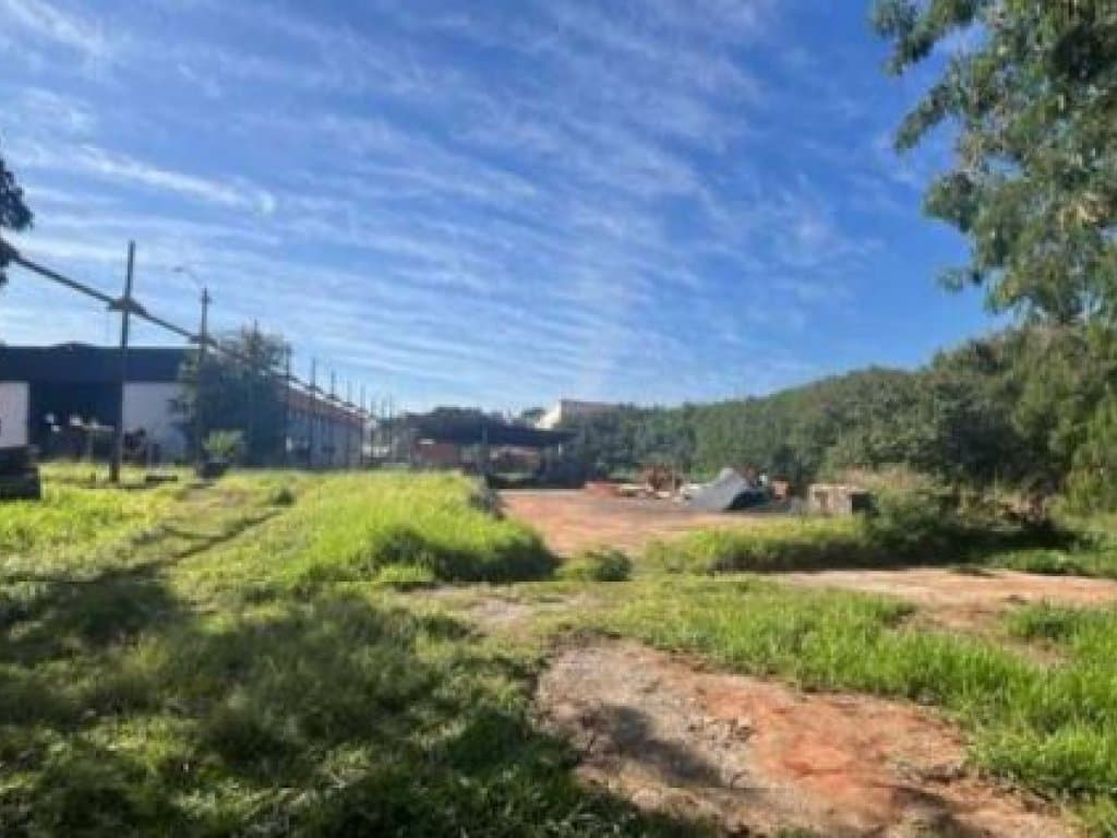 Foto 10 de 10: Comercial em leilão em Tupã - SP — Galpão 805 m² - Tupã-SP - Estrada Vicinal Adelelmo Piva - SPV.52 - Gleba B - Parque Industrial II