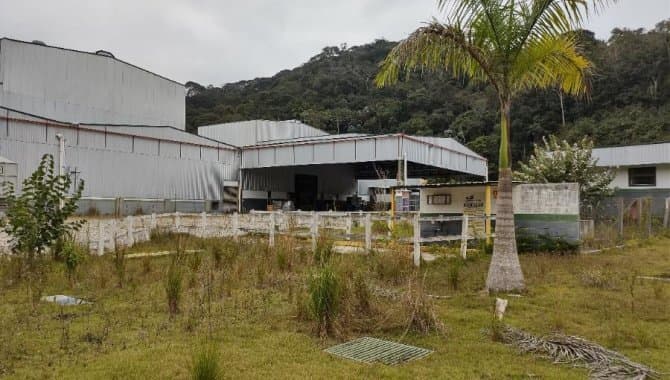 Foto 43 de 46: Comercial em leilão em Bom Jardim - RJ, bairro Barra Alegre — Galpão 9.071 m² - Barra Alegre - Bom Jardim - RJ