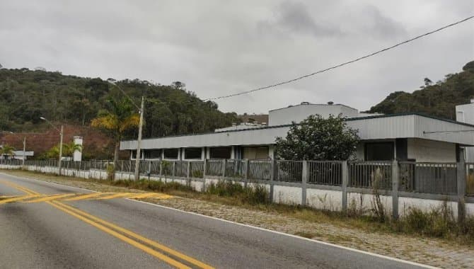 Foto 44 de 46: Comercial em leilão em Bom Jardim - RJ, bairro Barra Alegre — Galpão 9.071 m² - Barra Alegre - Bom Jardim - RJ