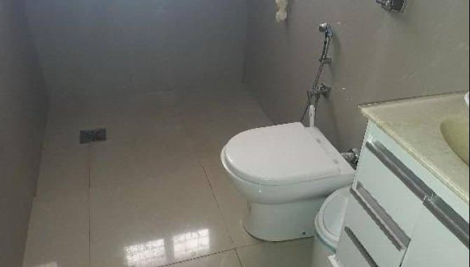 Foto 24 de 35: Comercial em leilão em Votuporanga - SP, bairro Santa Eliza — Prédio Comercial 540 m² - Santa Eliza - Votuporanga - SP