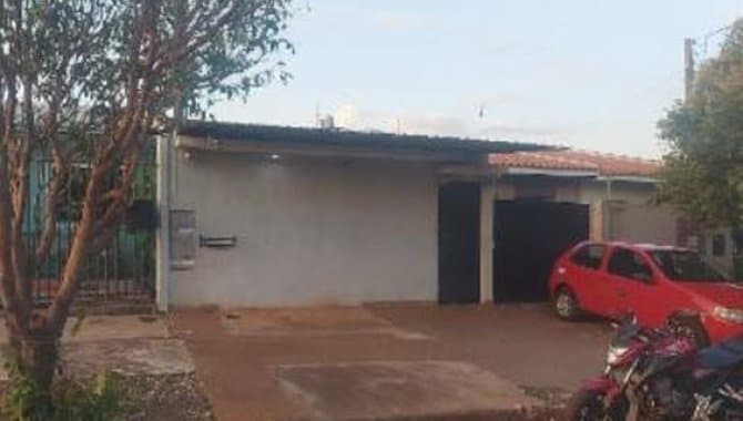 Casa em leilão em Campo Mourão - PR, bairro Jardim América — Casa em Condomínio 65 m² (01 vaga) - Jardim América - Campo Mourão - PR