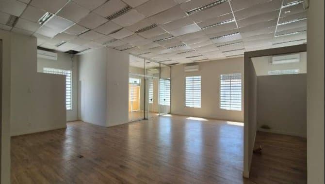 Foto 7 de 11: Imóvel em leilão em Oscar Bressane - SP, bairro Centro — Ex-Agência 240 m² - Centro - Oscar Bressane - SP