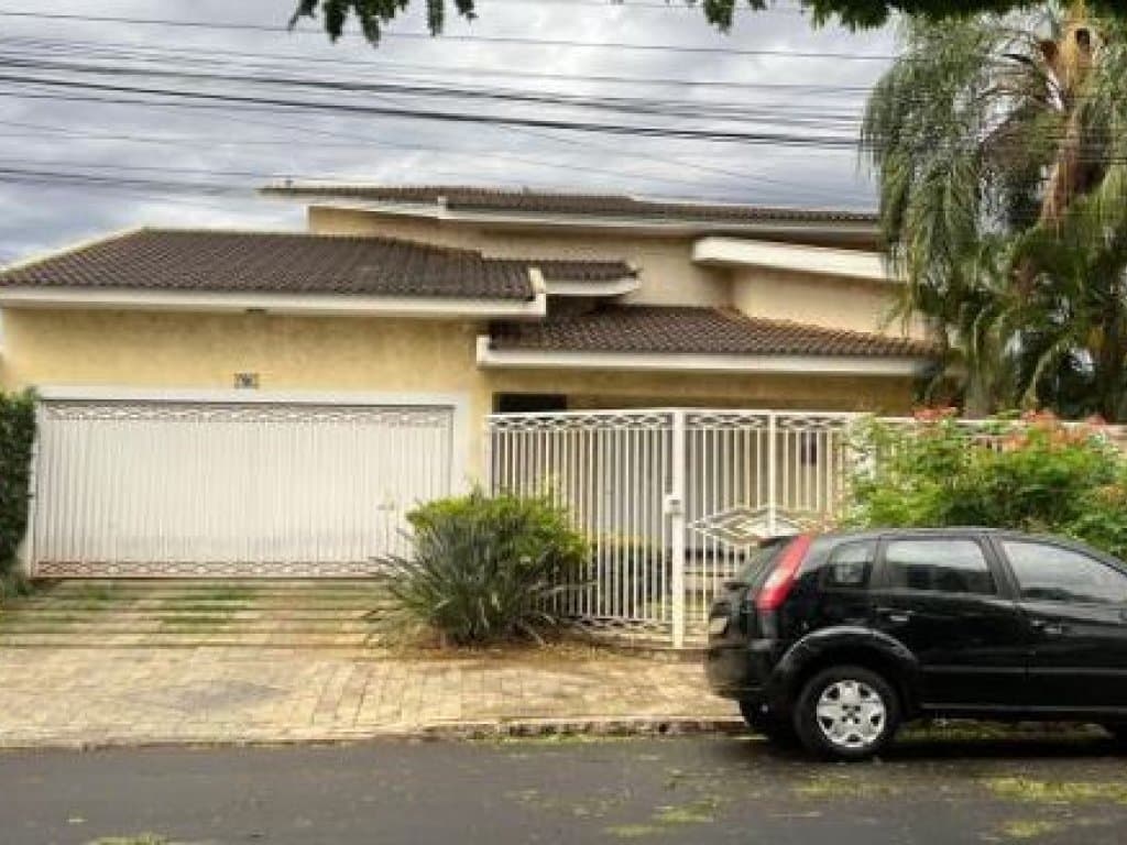 Foto 2 de 2: Casa em leilão em Tupã - SP, bairro Centro — Casa 390 m² - Tupã-SP - Rua Cherentes, 807 - Centro