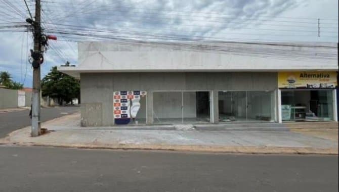 Foto 1 de 2: Comercial em leilão em Bom Jesus - PI, bairro São Pedro — Prédio Comercial 313 m² - Bom Jesus-PI - Rua Dom José Vasquez, s/n - São Pedro