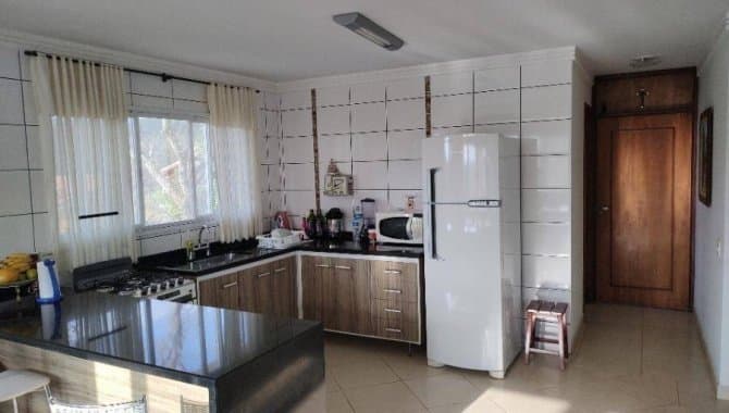 Foto 10 de 15: Casa em leilão em Mairinque - SP — Casa em Condomínio 400 m² (01 vaga) - Porta do Sol - Mairinque - SP