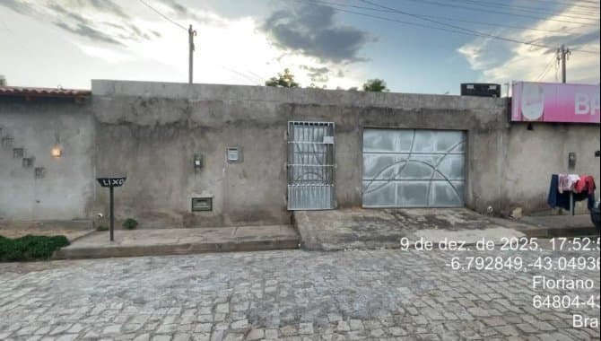 Foto 1 de 8: Casa em leilão em Floriano - PI — Casa 37 m² - Meladão - Floriano - PI
