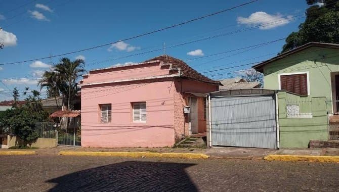 Foto 58 de 61: Casa em leilão em Cachoeira Do Sul - RS, bairro Carvalho — Casa 93 m² - Carvalho - Cachoeira do Sul - RS