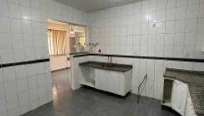 Foto 11 de 21: Apartamento em leilão em Rondonópolis - MT — Apartamento 165 m² (01 vaga) - Vila Aurora I - Rondonópolis - MT