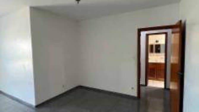 Foto 15 de 21: Apartamento em leilão em Rondonópolis - MT — Apartamento 165 m² (01 vaga) - Vila Aurora I - Rondonópolis - MT