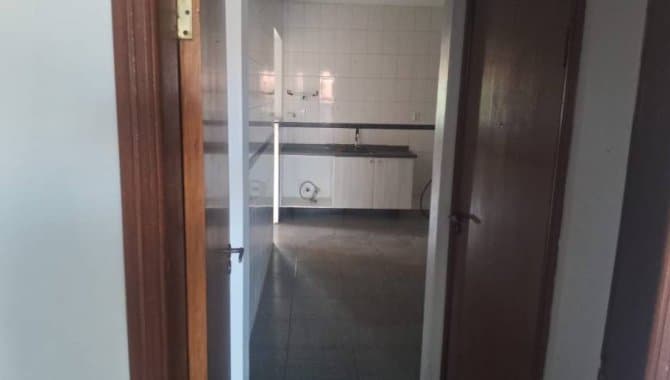 Foto 17 de 21: Apartamento em leilão em Rondonópolis - MT — Apartamento 165 m² (01 vaga) - Vila Aurora I - Rondonópolis - MT