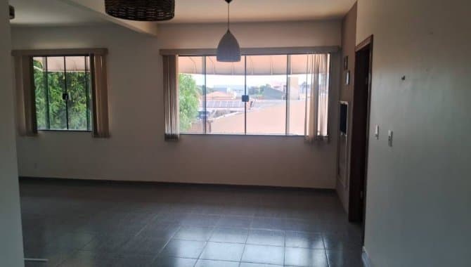 Foto 18 de 21: Apartamento em leilão em Rondonópolis - MT — Apartamento 165 m² (01 vaga) - Vila Aurora I - Rondonópolis - MT