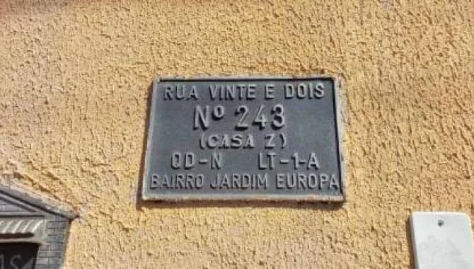 Foto 7 de 37: Casa em leilão em Itumbiara - GO, bairro Jardim Europa — Casa em Condomínio 68 m² (01 vaga) - Jardim Europa - Itumbiara - GO