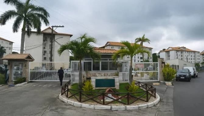 Foto 1 de 3: Apartamento em leilão em Camaçari - BA, bairro Catu de Abrantes — Apartamento 49 m² (01 vaga) - Catu de Abrantes - Camaçari - BA