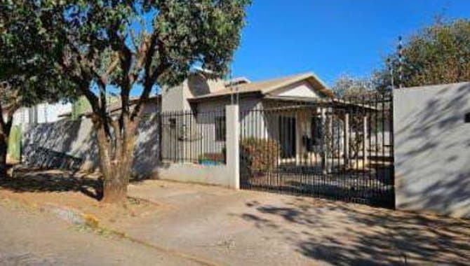 Casa em leilão em Lucas Do Rio Verde - MT, bairro Jardim das Palmeiras — Casa em Terreno 800 m² - Jardim das Palmeiras - Lucas do Rio Verde - MT