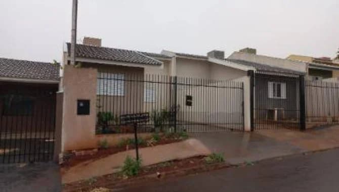 Casa em leilão em Sarandi - PR, bairro Jardim França — Casa em Condomínio 69 m² - Jardim França - Sarandi - PR