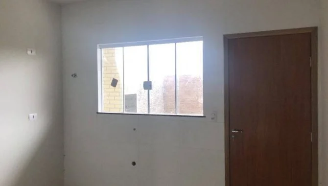 Foto 4 de 12: Casa em leilão em Sarandi - PR, bairro Jardim França — Casa em Condomínio 69 m² - Jardim França - Sarandi - PR