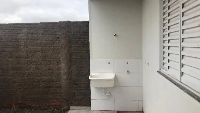 Foto 3 de 12: Casa em leilão em Sarandi - PR, bairro Jardim França — Casa em Condomínio 69 m² - Jardim França - Sarandi - PR
