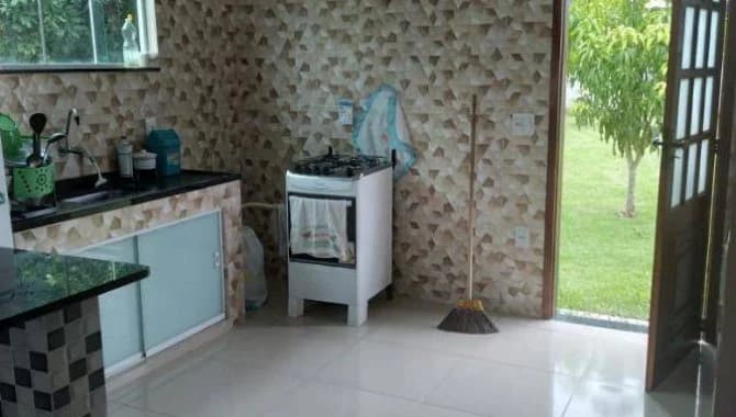 Foto 10 de 16: Casa em leilão em Saquarema - RJ — Casa em condomínio 66 m² - Basileia - Saquarema - RJ