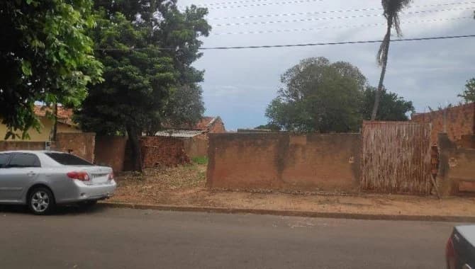 Foto 3 de 5: Terreno em leilão em Presidente Venceslau - SP, bairro Vila Bandeirantes — Terreno 420 m² - Vila Bandeirantes - Presidente Venceslau - SP