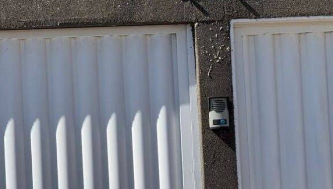 Foto 4 de 4: Casa em leilão em Inhumas - GO, bairro Jardim Raio de Sol — Casa 238 m² - Jardim Raio de Sol - Inhumas - GO