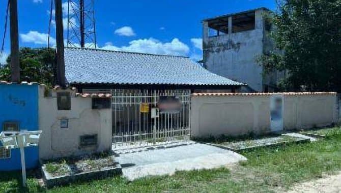 Foto 2 de 11: Casa em leilão em São Pedro Da Aldeia - RJ, bairro Jardim Arco Íris — Casa 91 m² - Jardim Arco Íris - São Pedro da Aldeia - RJ