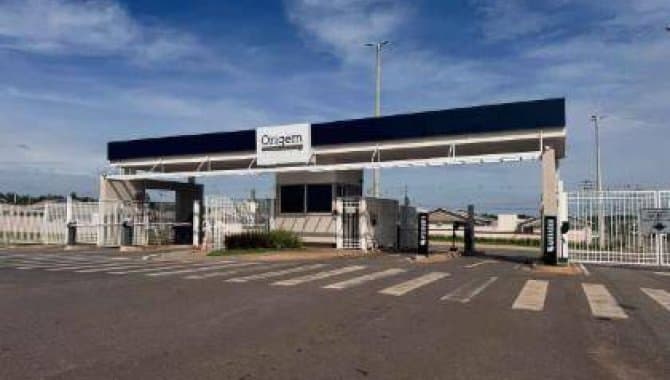 Casa em leilão em Várzea Grande - MT — Casa em condomínio 76 m² - Sesmaria Chapéu do Sol - Várzea Grande - MT