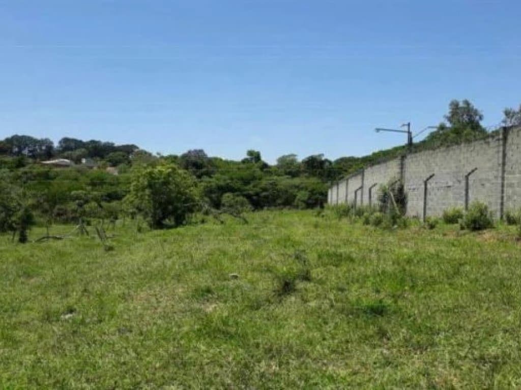 Foto 2 de 3: Terreno em leilão em Sorocaba - SP, bairro Jardim Vila Verona — Área com 3.390 m² (Condomínio Chácara Três Marias) - Jardim Vila Verona - Sorocaba - SP