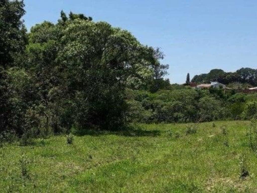 Foto 3 de 3: Terreno em leilão em Sorocaba - SP, bairro Jardim Vila Verona — Área com 3.390 m² (Condomínio Chácara Três Marias) - Jardim Vila Verona - Sorocaba - SP
