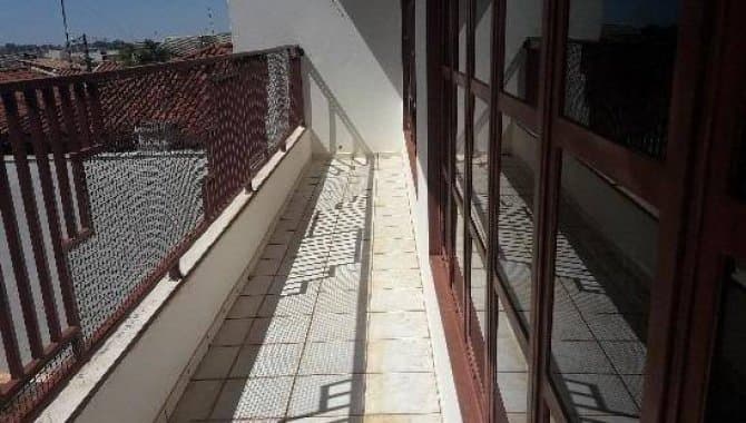 Foto 4 de 7: Comercial em leilão em Votuporanga - SP, bairro Santa Eliza — Prédio Comercial 540 m² - Santa Eliza - Votuporanga - SP