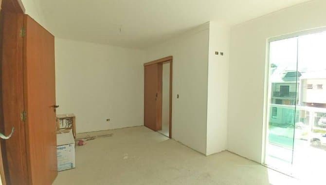 Foto 7 de 12: Casa em leilão em Iguatu - PR — Casa em Condomínio 163 m² (01 vaga) - Iguaçu - Araucária - PR