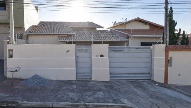 Foto 1 de 3: Casa em leilão em Jaguariúna - SP, bairro Jardim Europa — Casa 151 m² - Jaguariúna-SP - Rua Francisco Vicente Simoso, 450 - Jardim Europa