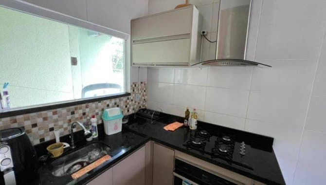 Foto 6 de 11: Casa em leilão em Maricá - RJ, bairro Chácaras de Inoã — Casa em Condomínio 51 m² (01 vaga) - Chácaras de Inoã - Maricá - RJ