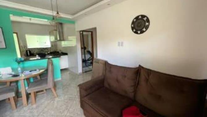 Foto 5 de 11: Casa em leilão em Maricá - RJ, bairro Chácaras de Inoã — Casa em Condomínio 51 m² (01 vaga) - Chácaras de Inoã - Maricá - RJ