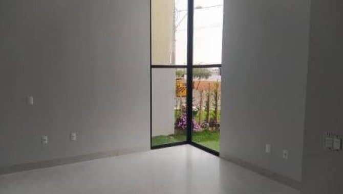 Foto 5 de 18: Casa em leilão em Anápolis - GO — Casa em Condomínio 201 m² (01 vaga) - Condomínio Terras Alpha Anápolis - Anápolis - GO