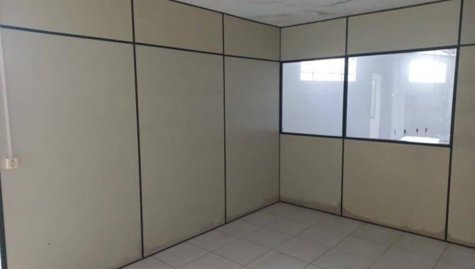 Foto 11 de 23: Comercial em leilão em Rondonópolis - MT, bairro Vila Birigui — Imóvel Comercial e Residencial  242 m² - Vila Birigui - Rondonópolis - MT