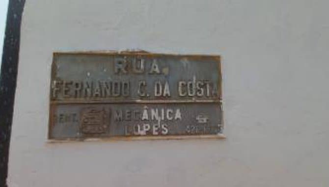 Foto 5 de 23: Comercial em leilão em Rondonópolis - MT, bairro Vila Birigui — Imóvel Comercial e Residencial  242 m² - Vila Birigui - Rondonópolis - MT
