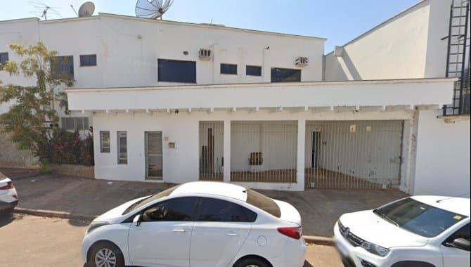 Foto 1 de 23: Comercial em leilão em Rondonópolis - MT, bairro Vila Birigui — Imóvel Comercial e Residencial  242 m² - Vila Birigui - Rondonópolis - MT