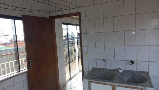 Foto 15 de 23: Comercial em leilão em Rondonópolis - MT, bairro Vila Birigui — Imóvel Comercial e Residencial  242 m² - Vila Birigui - Rondonópolis - MT