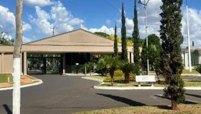 Casa em leilão em Araçatuba - SP, bairro Aeroporto — Casa em Condomínio 263 m² - Aeroporto - Araçatuba - SP