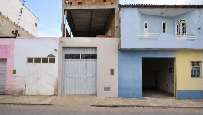 Casa em leilão em Irecê - BA, bairro São José — Casa 96 m² - São José - Irecê - BA