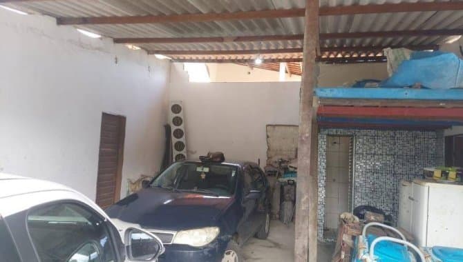 Foto 18 de 19: Casa em leilão em Camaçari - BA, bairro Monte Gordo — Casa 389 m² - Monte Gordo - Camaçari - BA