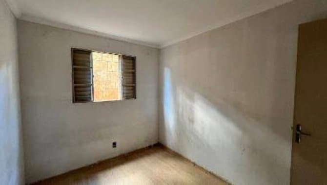 Foto 12 de 14: Apartamento em leilão em Birigui - SP, bairro Quemil — Apartamento 44 m² - Quemil - Birigui - SP