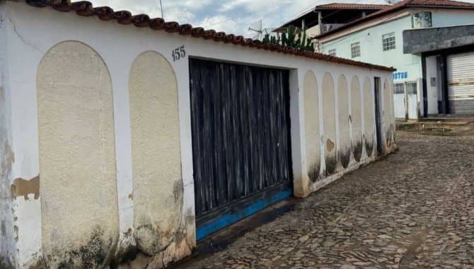 Foto 3 de 19: Casa em leilão em Grão Mogol - MG, bairro Centro — Casa 176 m² - Centro - Grão Mogol - MG