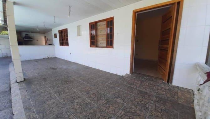 Foto 9 de 18: Casa em leilão em Magé - RJ, bairro Parque do Imperador — Casa 162 m² - Parque do Imperador - Magé - RJ