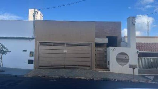Casa em leilão em Tupã - SP, bairro Centro — Casa 320 m² - Centro - Tupã - SP