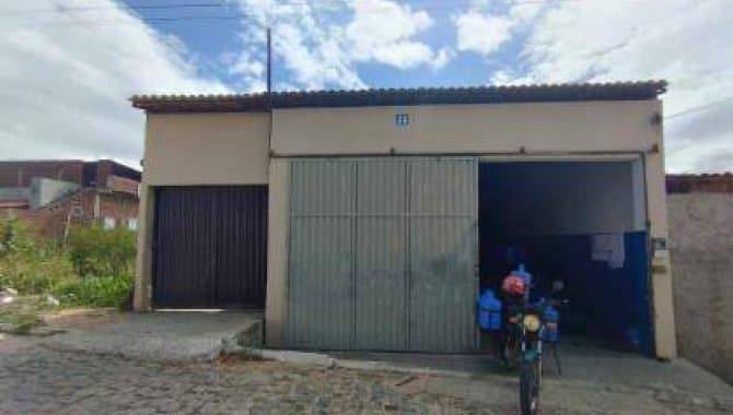 Casa em leilão em Acari - RN, bairro Dinarte Mariz — Casa 109 m² - Dinarte Mariz - Acari - RN