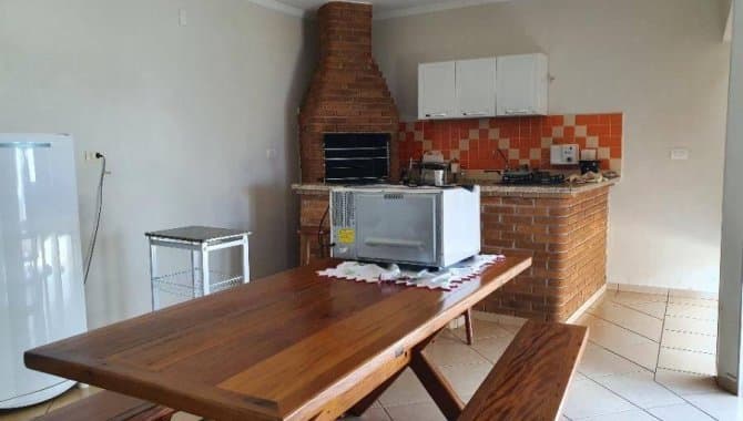 Foto 5 de 17: Casa em leilão em Ourinhos - SP, bairro Vila Soares — Casa 191 m² - Vila Soares - Ourinhos - SP