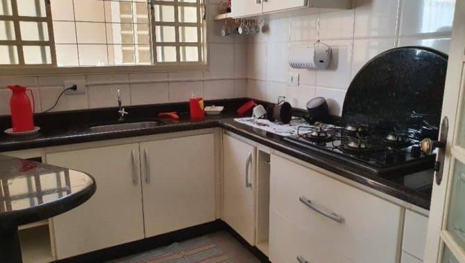 Foto 15 de 17: Casa em leilão em Ourinhos - SP, bairro Vila Soares — Casa 191 m² - Vila Soares - Ourinhos - SP