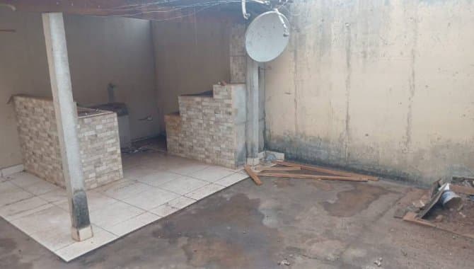 Foto 25 de 37: Casa em leilão em Itumbiara - GO, bairro Jardim Europa — Casa em Condomínio 68 m² (01 vaga) - Jardim Europa - Itumbiara - GO